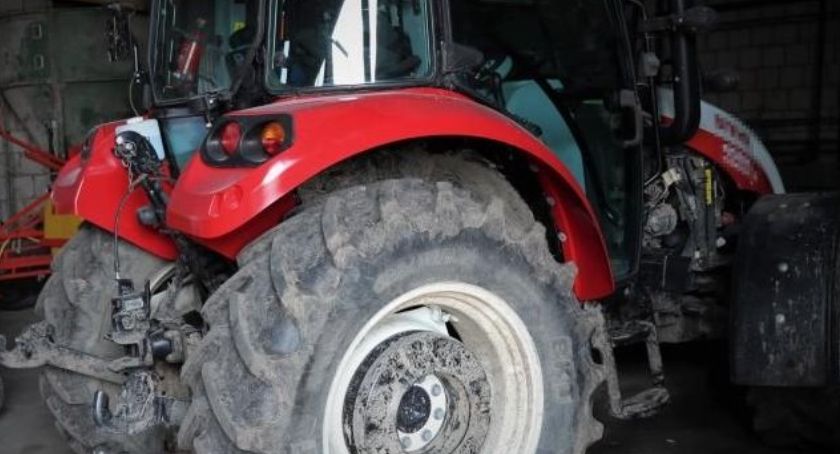 Ukradli ciągnik. Grozi im nawet do 10 lat więzienia