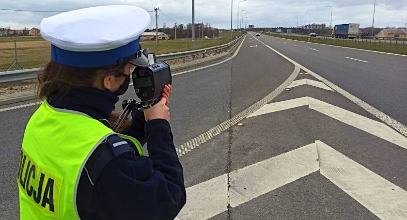 28 przypadków przekroczenia prędkości w ciągu jednego dnia