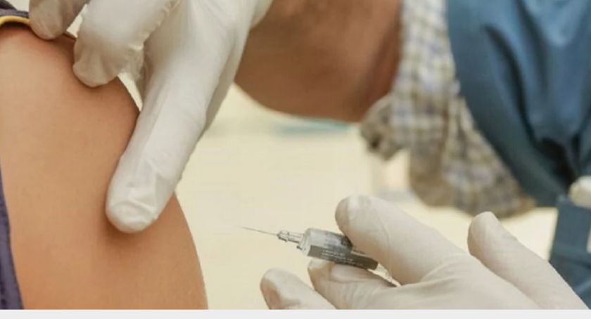 Osoby niepełnosprawne szczepią się przeciwko COVID-19 poza kolejnością