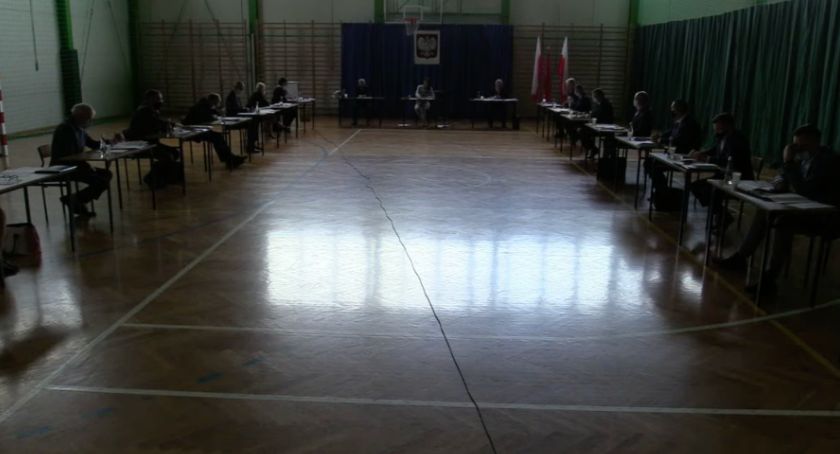 XVII sesja Rady Powiatu Zambrowskiego [video]