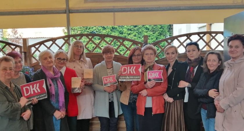 Dyskusyjny Klub Książki dyskutował o literaturze podróżniczej [FOTO]