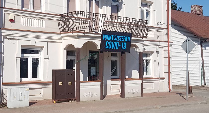 Szybkie terminy szczepień w punkcie przy ulicy Cmentarnej 14 w Zambrowie