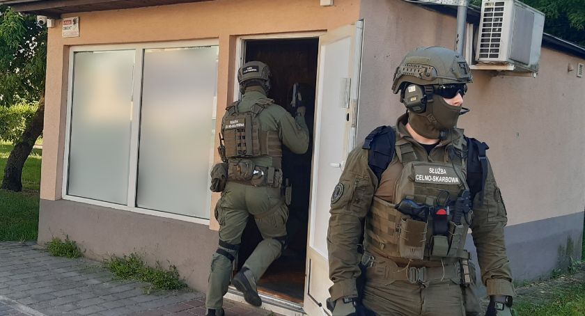 Podlaska KAS zlikwidowała nielegalny salon gier 