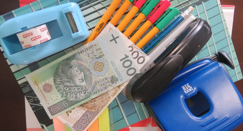 Już ponad 500 tys. złożonych wniosków o świadczenie 300 plus