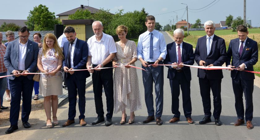 Dwie inwestycje w gminie Szumowo oficjalnie przekazane do użytku [FOTO]