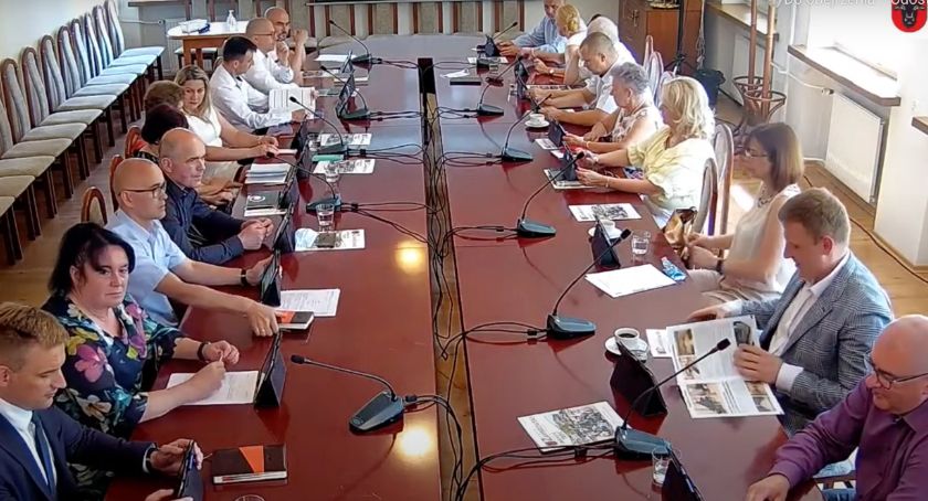 Ile w ubiegłym roku zarobili radni i władze miasta? Zobacz oświadczenia majątkowe