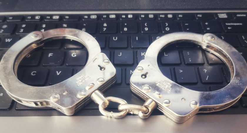 Myślała, że inwestuje w kryptowaluty. Straciła prawie 55 tys. zł