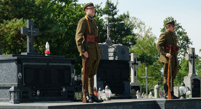 Upamiętnili poległych w walkach o wolność ziemi szumowskiej [FOTO]