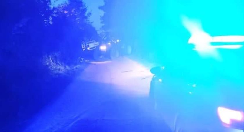 24-letni motocyklista wpadł pod ciągnik