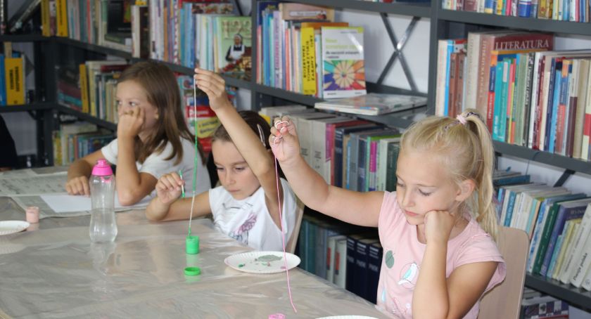 Wakacje w MBP: Bawię się i czytam z Miejską Biblioteką Publiczną [FOTO]