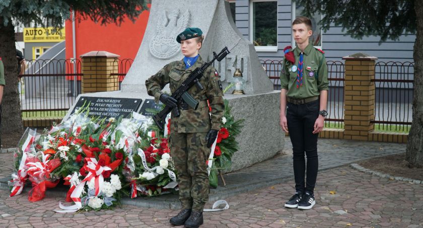 Zambrowianie upamiętnili 82. rocznicę bitwy o Zambrów [FOTO]