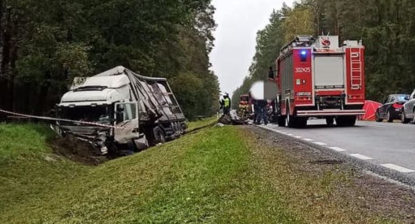 Z regionu: Dramat na drodze. Nie żyją 4 osoby [FOTO]