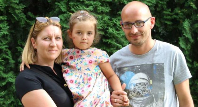 Caritas przyjmuje plastikowe nakrętki. Tym razem zbiórka na rzecz Igi Gaweckiej