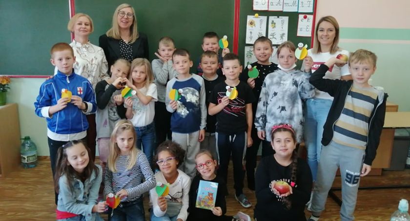 Ogólnopolski Dzień Głośnego Czytania w zambrowskiej „Piątce” [FOTO]