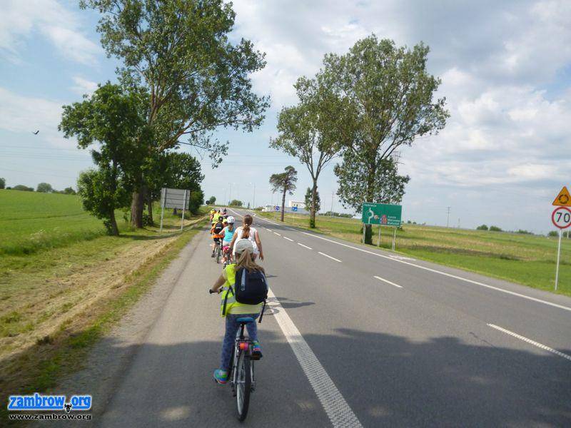 Pielgrzymka rowerowa dzieci do Ostrożnego