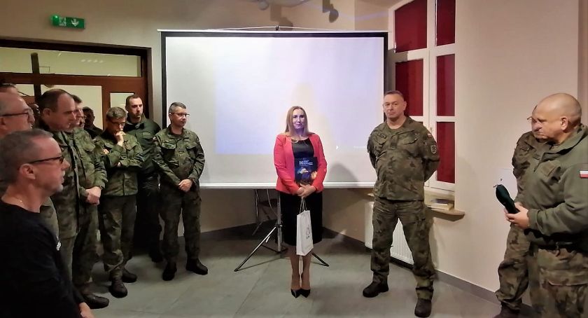 Żołnierze 16. Dywizji Zmechanizowanej odwiedzili RIH w Zambrowie [FOTO]