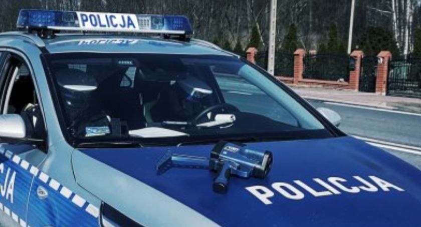 19-latek bez uprawnień zatrzymany za kółkiem