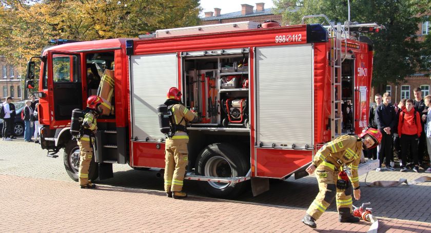 Próbna ewakuacja w „Czerwoniaku” [FOTO]