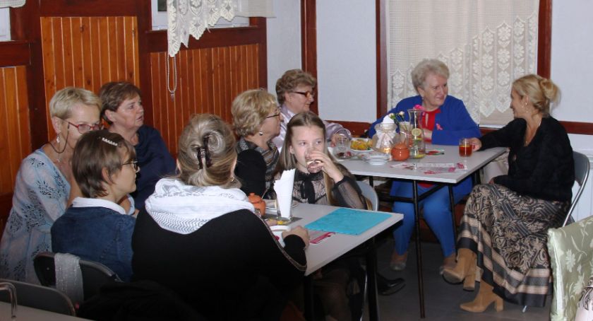 Profilaktyka raka piersi ze Stowarzyszeniem Amazonki w Zambrowie [FOTO]