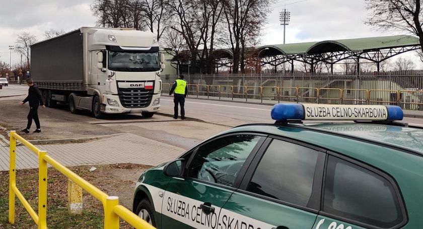 Używał cudzej karty do tachografu. Wpadł, bo złamał zakaz wjazdu 