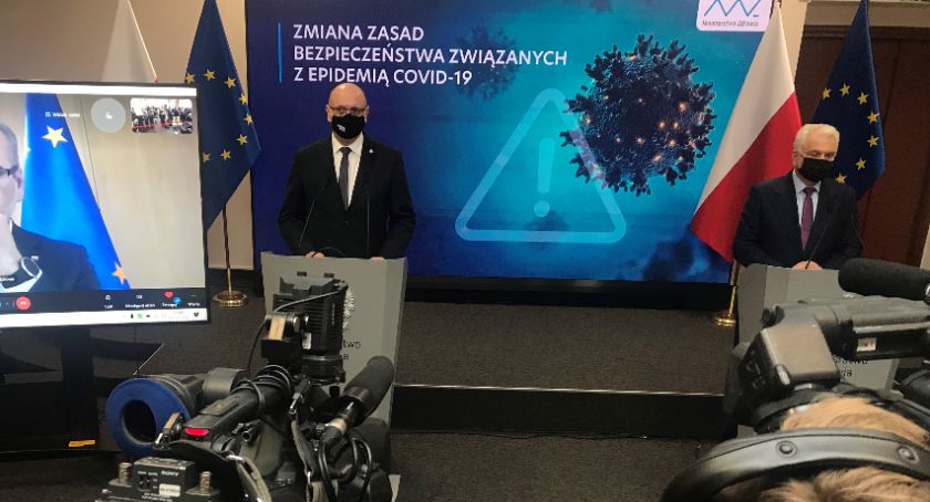 Nauka zdalna, nowe limity w restauracjach, kinach i kościołach. MZ podało nowe obostrzenia