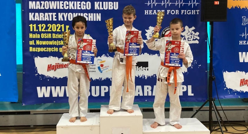 Wspaniałe zakończenie roku karateków z ZKKK [FOTO]