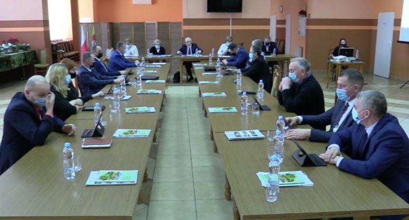 Ostatnia w tym roku sesja Rady Gminy Szumowo - transmisja NA ŻYWO
