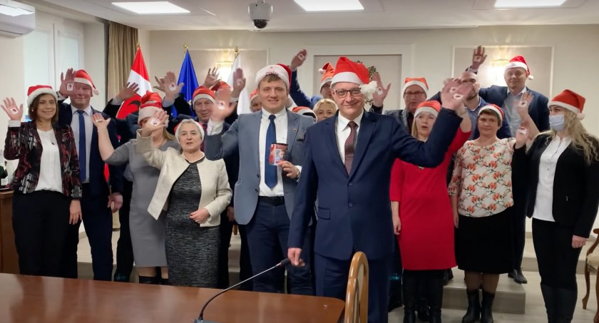 Rada Miasta Zambrów przyłączyła się do challengeu charytatywnego dla Filipka