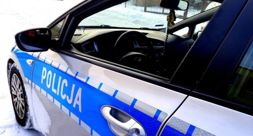 Ukrywają się przed wymiarem sprawiedliwości. Trzech z nich zatrzymali policjanci z Zambrowa