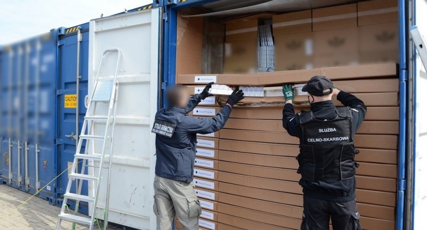 Najbardziej spektakularne akcje KAS w 2021 roku [FOTO]