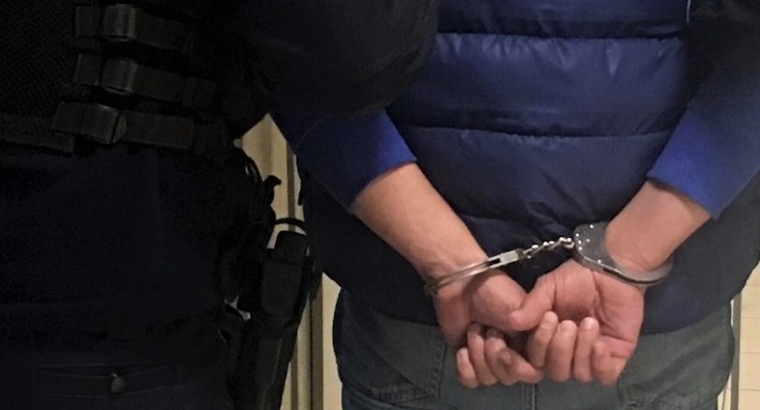 Trzech poszukiwanych w rękach policjantów  