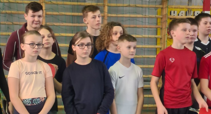 Indywidualne Mistrzostwa Powiatu Zambrowskiego w tenisie stołowym [FOTO]