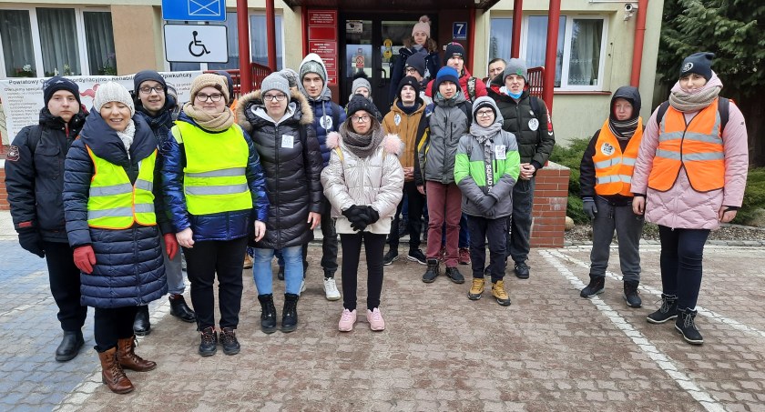 Relacja z marszu Wilczym Tropem uczniów i pracowników SOSW w Długoborzu [FOTO]