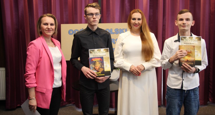 Powiatowe eliminacje do 67. Ogólnopolskiego Konkursu Recytatorskiego za nami [FOTO]