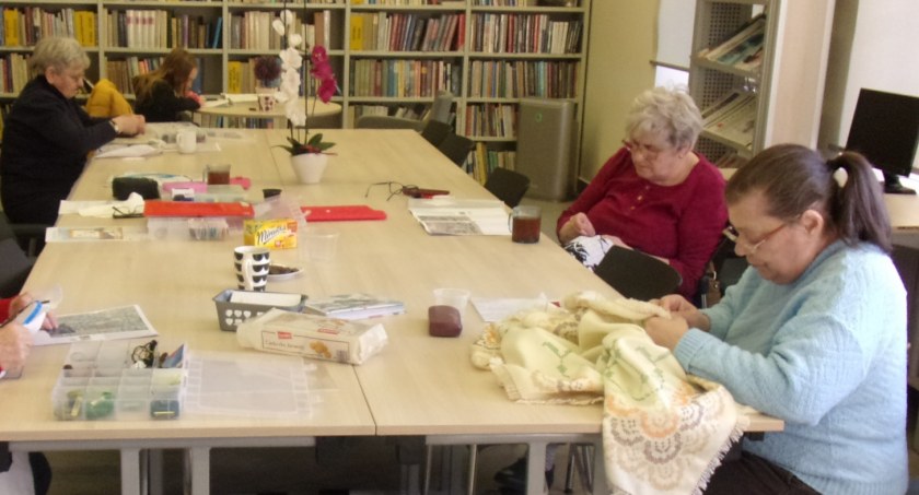 Projekt „Malarstwo w hafciarstwie” trwa już dwa miesiące [FOTO]