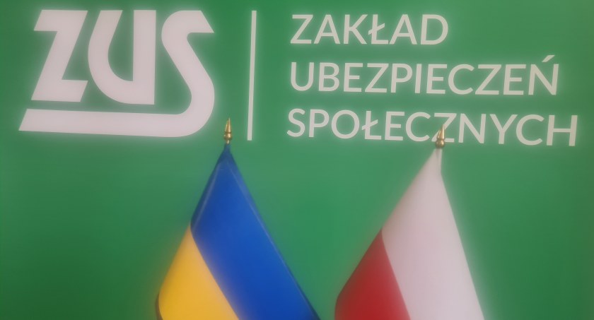 Duże zainteresowanie infolinią ZUS w języku ukraińskim