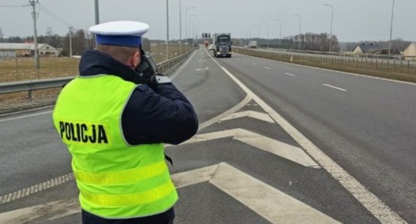 Rozpoczęły się świąteczne kontrole drogowe