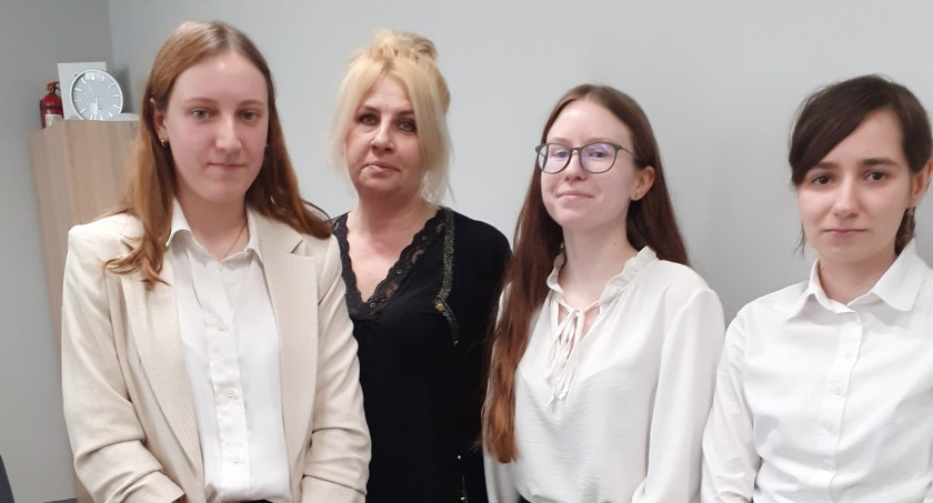 Uczennice z podlaskich szkół najlepsze w Polsce w Olimpiadzie ZUS [FOTO]