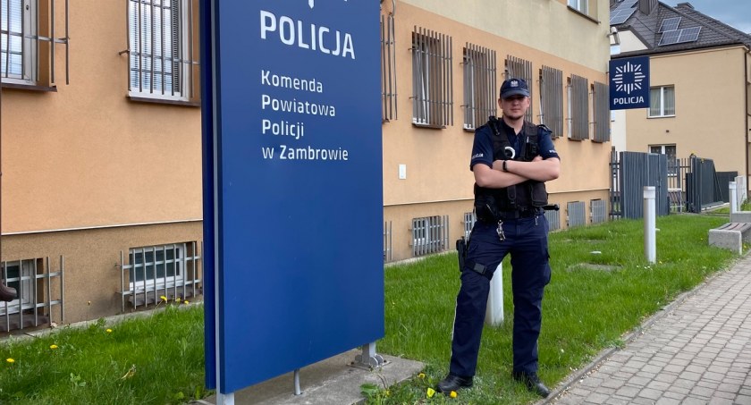 Policjant w czasie wolnym zatrzymał kierowcę z sądowym zakazem prowadzenia pojazdów 