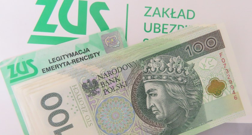 281 mld zł więcej na kontach ubezpieczonych w ZUS