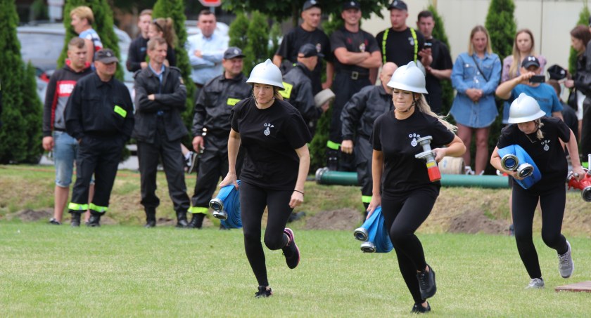 Gminne zawody sportowo-pożarnicze OSP w Szumowie [FOTO]