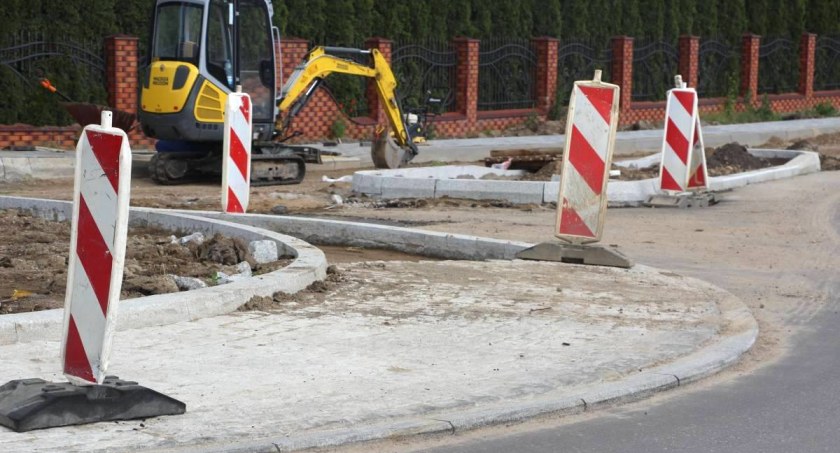 Trwa budowa drogi między ulicami Pileckiego i Białostocką [FOTO]