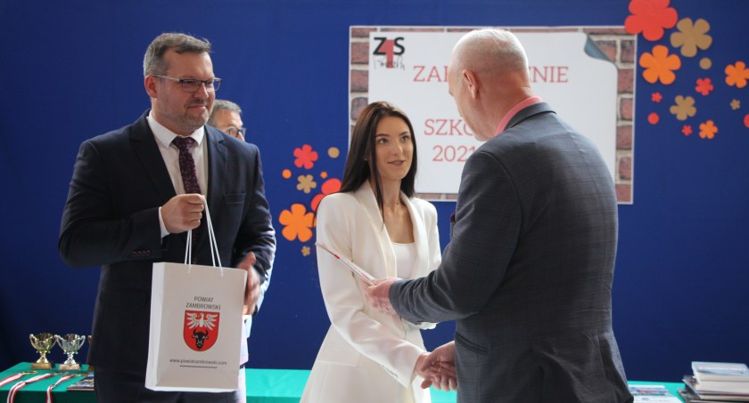 Zakończenie roku szkolnego 2021/2022 w ZS1 [FOTO]