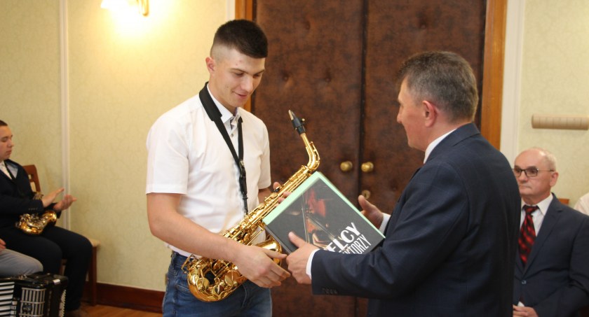 Uczniowie Społecznego Studium Muzycznego zakończyli rok szkolny 2021/2022 [FOTO]