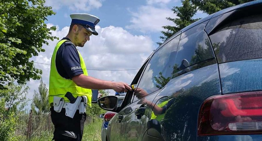 Nietrzeźwy poniedziałek na drogach powiatu zambrowskiego