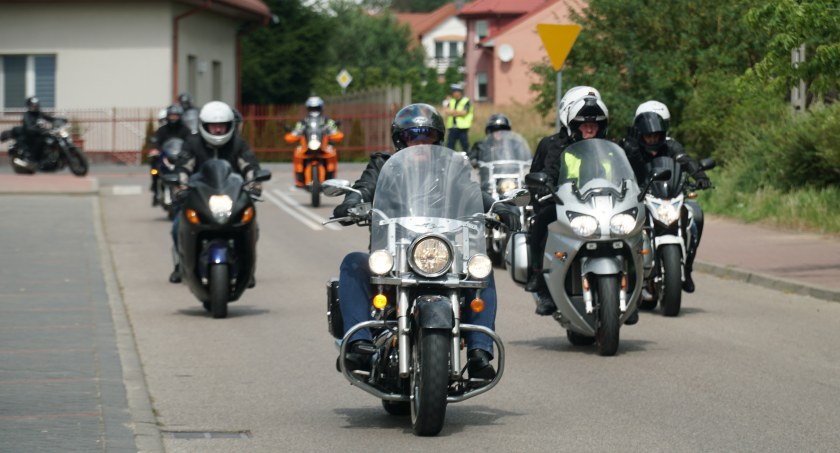 Motocykliści opanowali Zambrów [FOTO+VIDEO]
