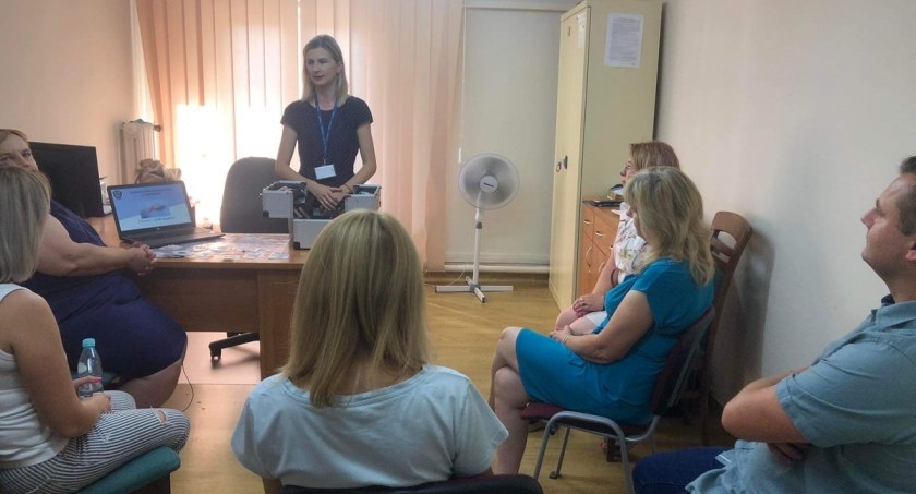 Walizka profilaktyczna ma pomagać w zapobieganiu uzależnieniom [FOTO]