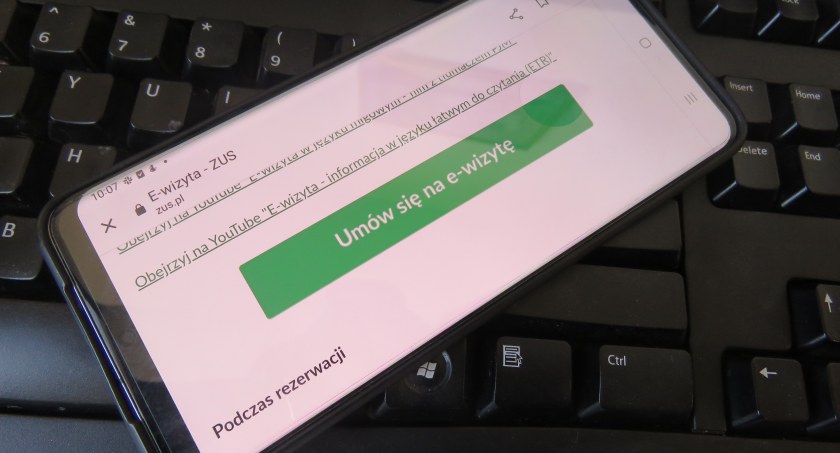 E-wizyta to wygodny sposób na kontakt z ZUS-em