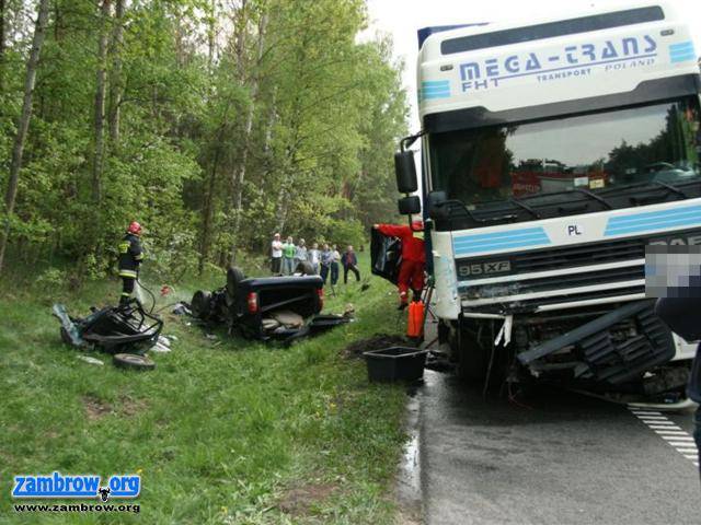 Wypadek za Wiśniewem. Jedna osoba nie żyje