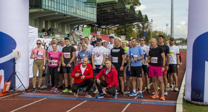 Drugie miejsce zambrowskiej sztafety w PKO Biegu Charytatywnym [FOTO]